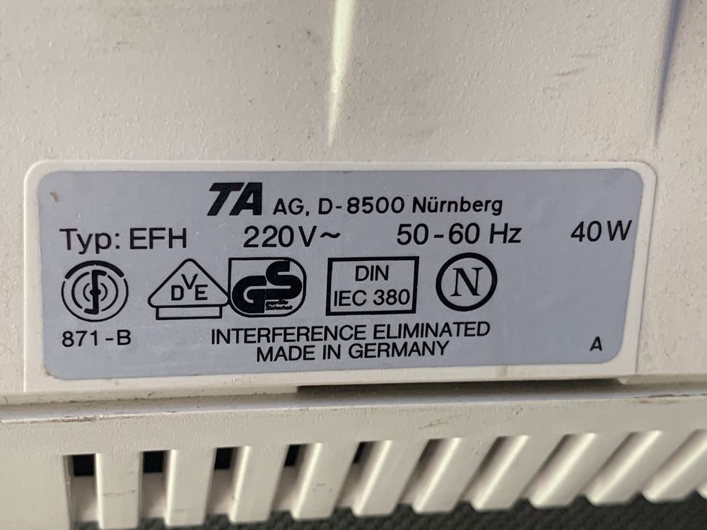 maszyne do pisania elektroniczna Triumph   Ta  SE 400 sprzedam