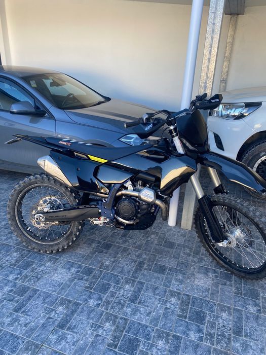 Husqvarna 450 FC matriculada 2023