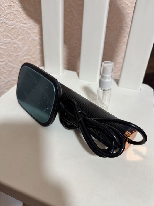 Портативна міні-праска.