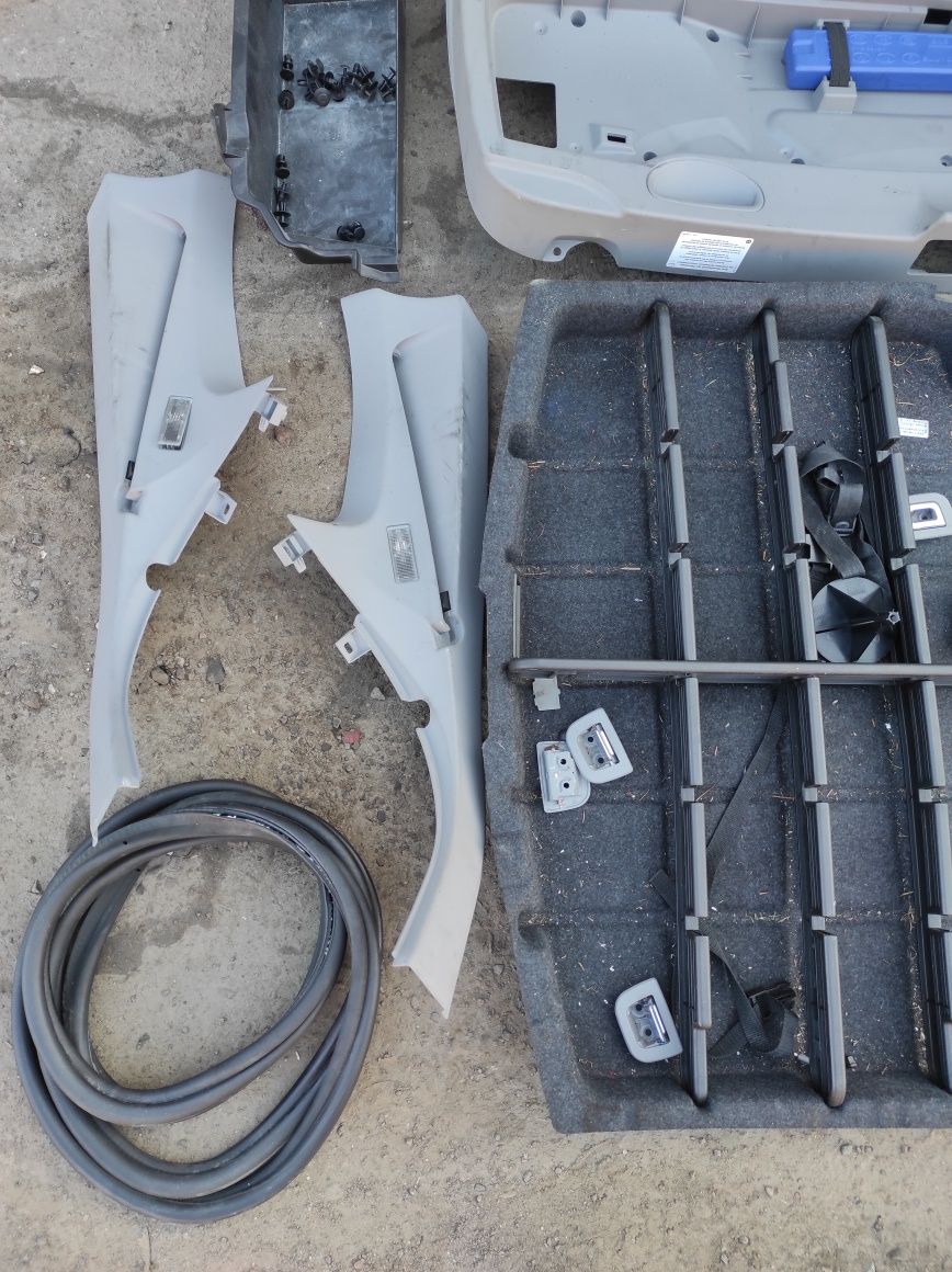 Обшивка багажника карта бмв 530 E61 BMW E61