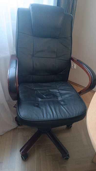 Fotel skórzany komputerowy czarny