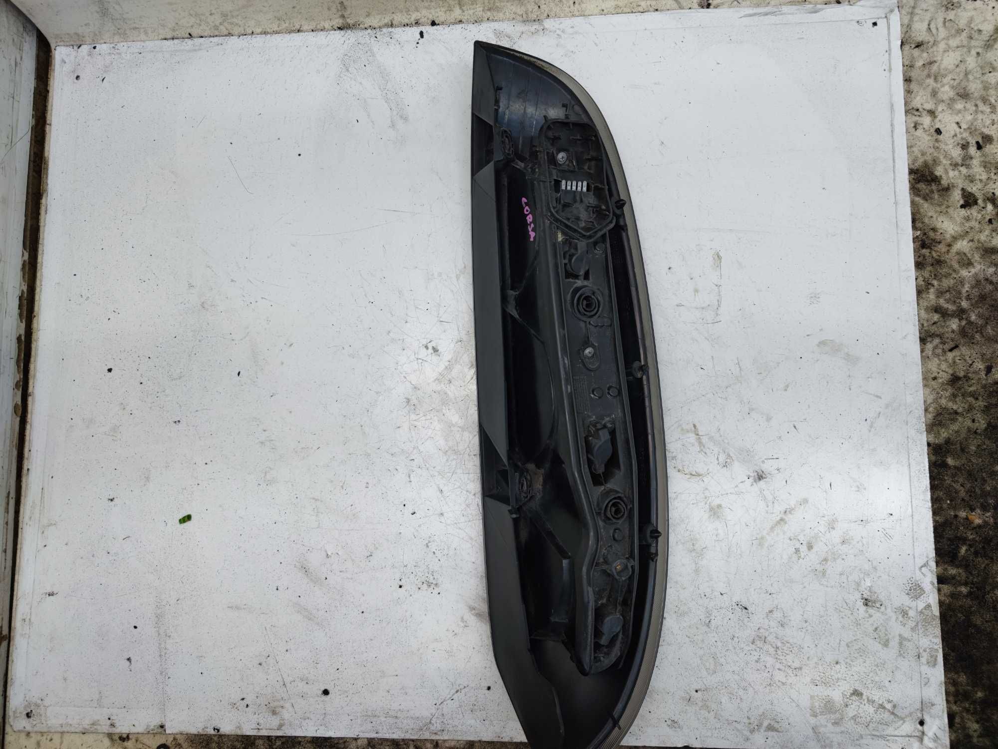 Opel Corsa C Lampa Tył Tylna Prawa