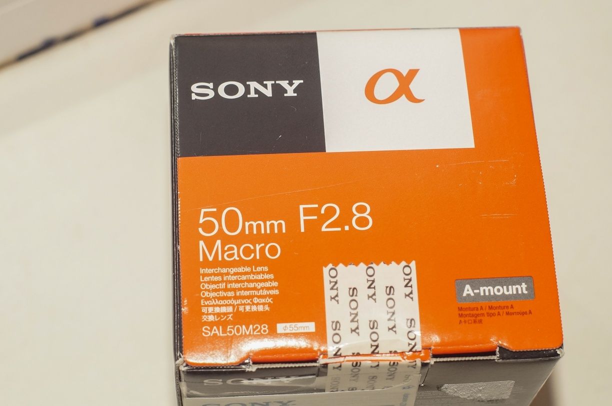 Продам Sony 50mm f/2.8 SAL-50F28!