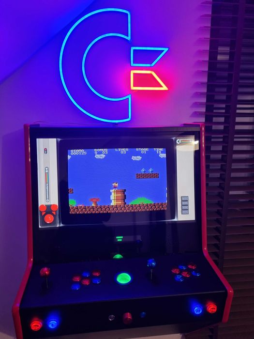 NEON Commodore C64