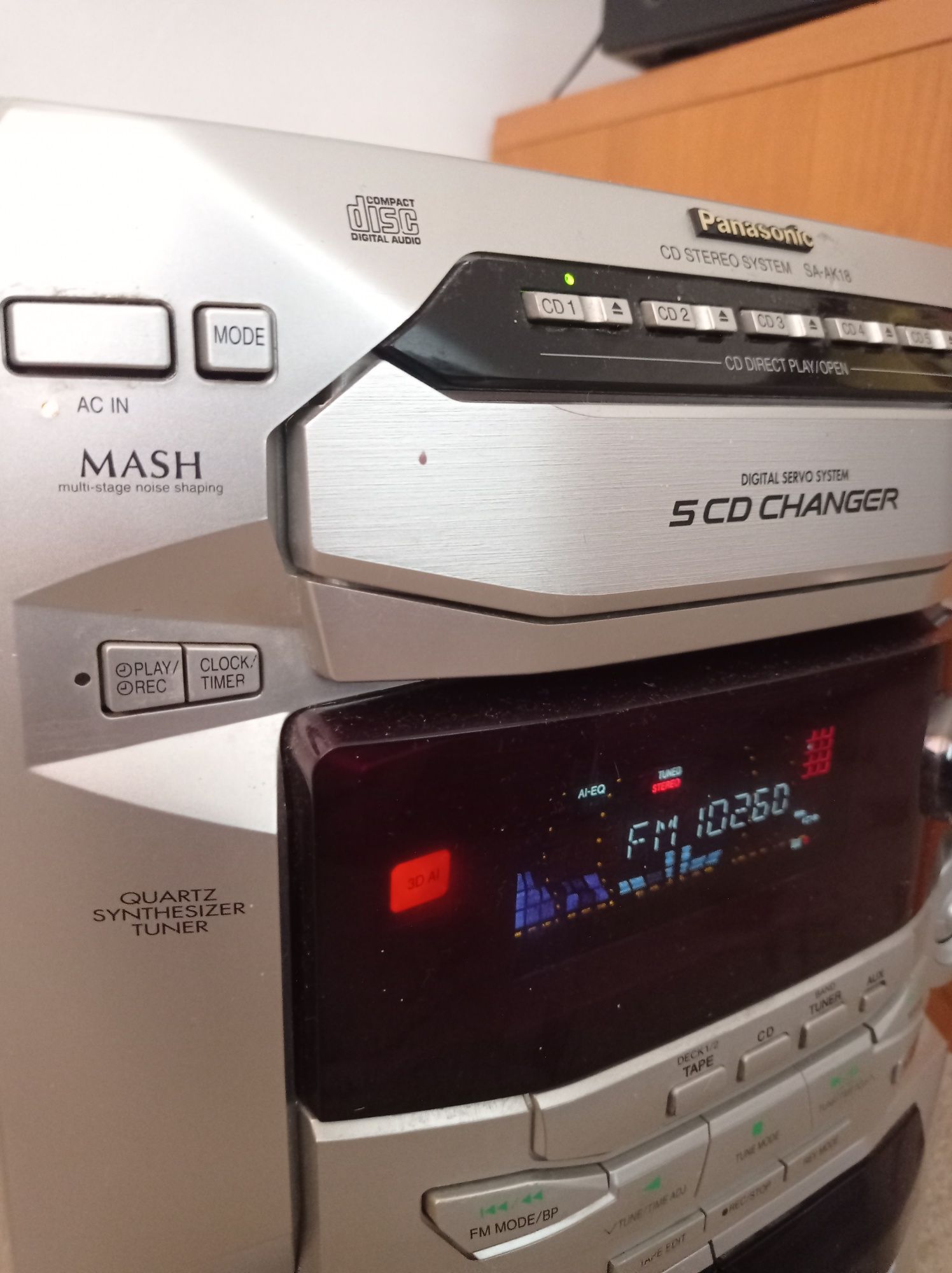 Музичний центр Panasonic з колонками