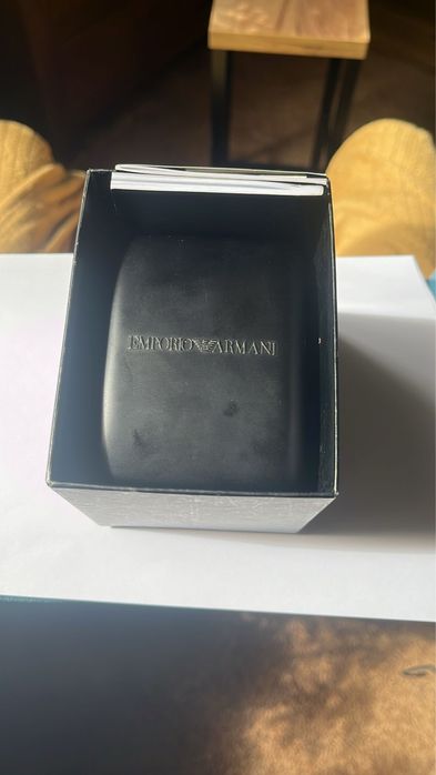 Zegarek Armani w oryginalnym opakowaniu