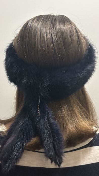 Продам пов'язку з хутра ондатри темно-синього кольору