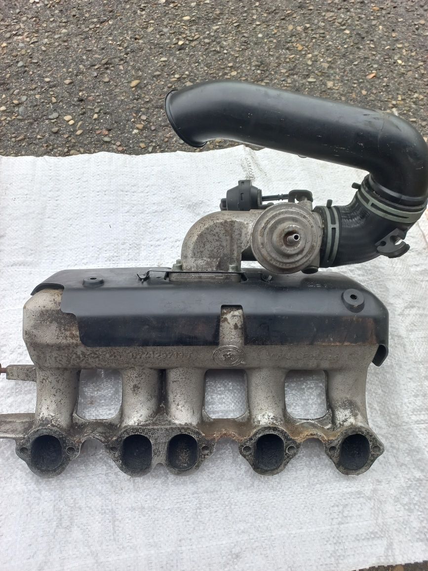 Впускний колектор VW Т4 2.5