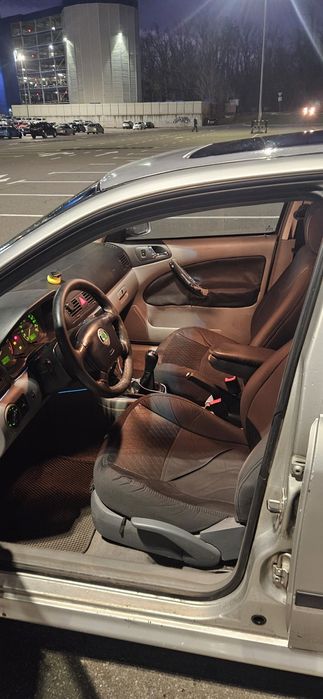 Шкода октавія тур 1999