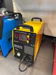 Półautomat spawalniczy Magnum U MI 240 DP LCD 40-240 A