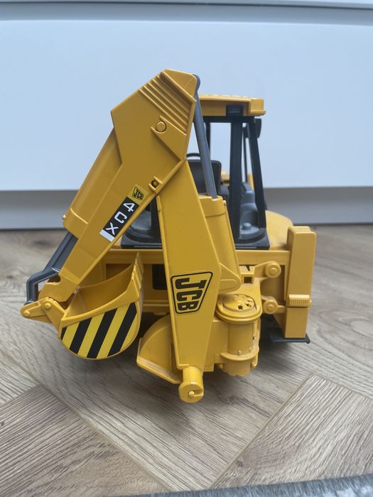 Koparka i ładowarka