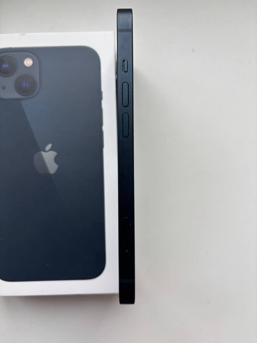 iPhone 13 (Midnight) 128GB