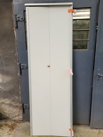 Drzwi składane- łamane pelne