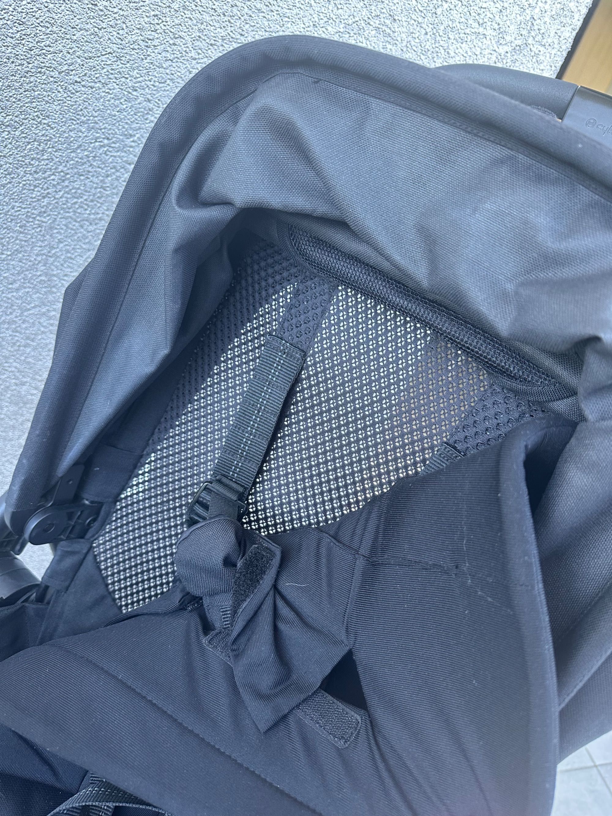Cybex Melio -Carbon