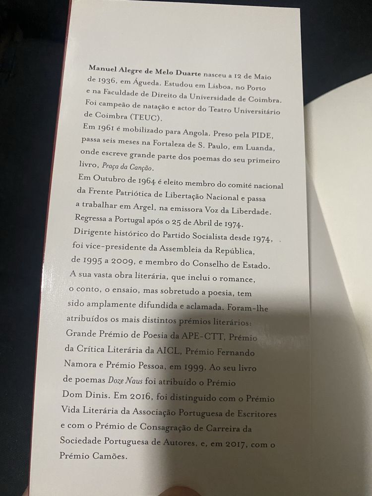 Livro de Poesia de Manuel Alegre “Os Sonetos”