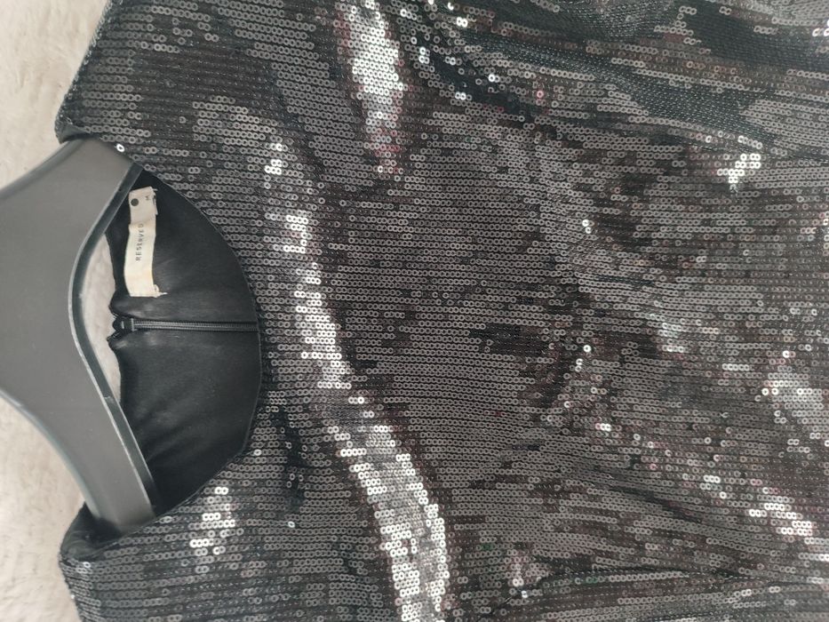 Sukienka cekiny Reserved m