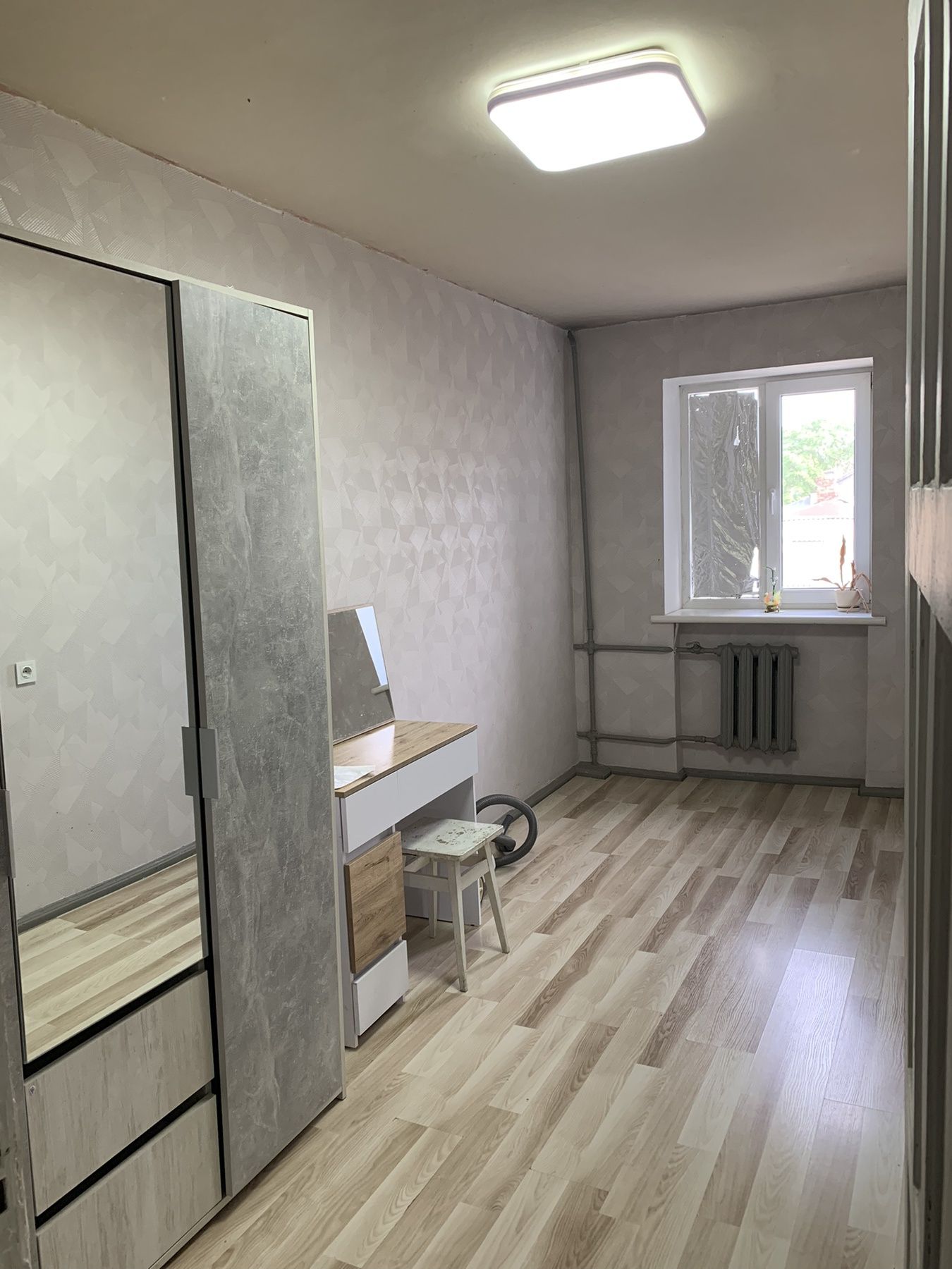 Продам 2 комнатную квартиру на Новосельского