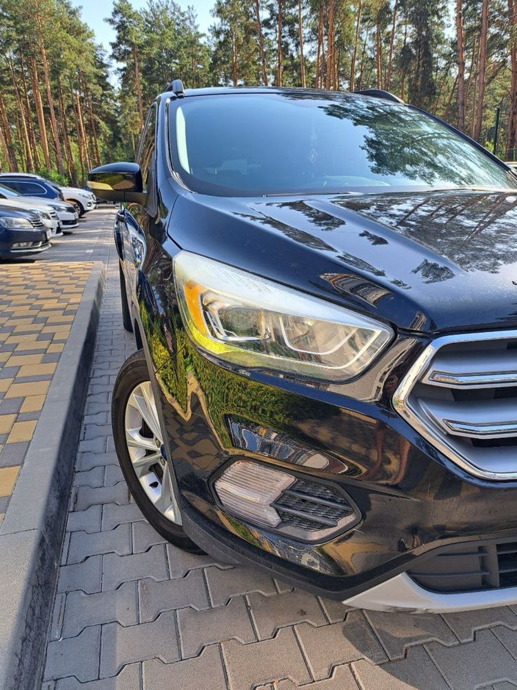 Продам Ford Escape 2017 р
