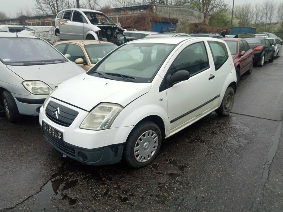 Citroen C2 1.4 hdi silnik lampa szyba drzwi zacisk klapa