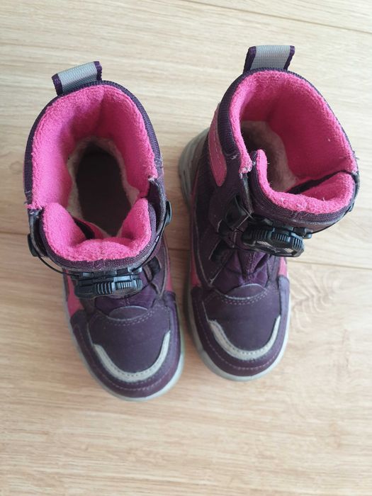 Buty zimowe Super fit, rozmiar 25, z GORE-TEXEM. POLECAM!