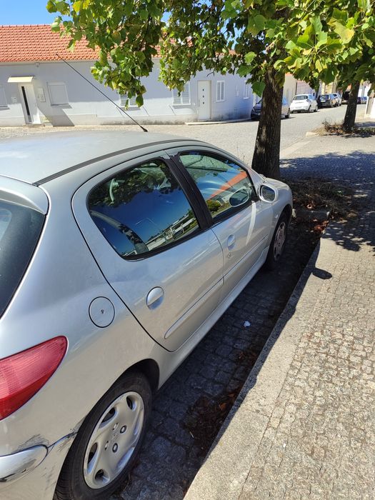 Peugeot 206 gasolina 2001