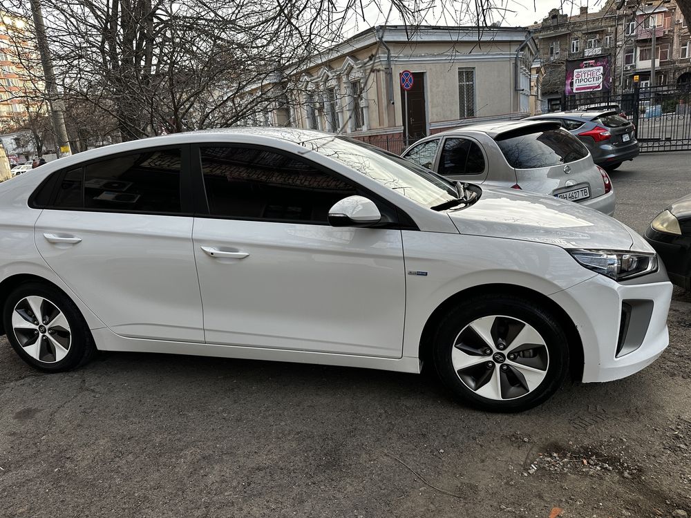 Авто в оренду. м.Одеса