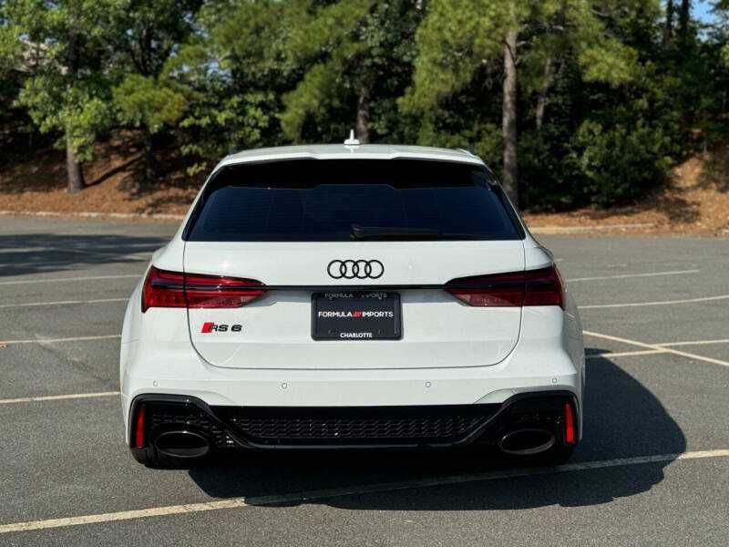 2022 Audi RS 6 Avant