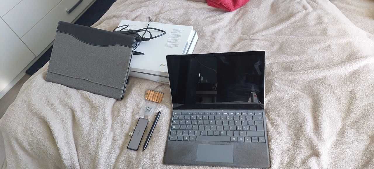 Microsoft Surface Pro 7