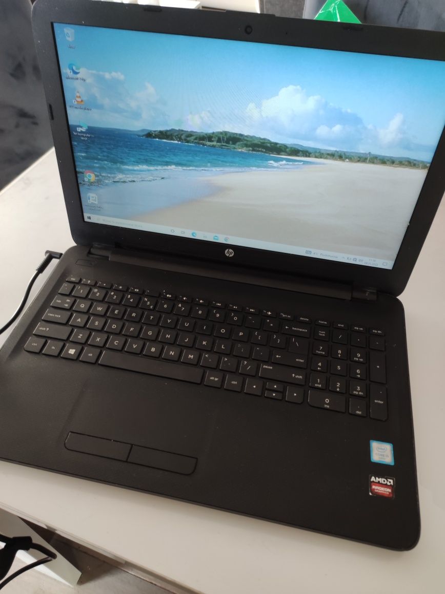 laptop HP  i5-6200 SSD