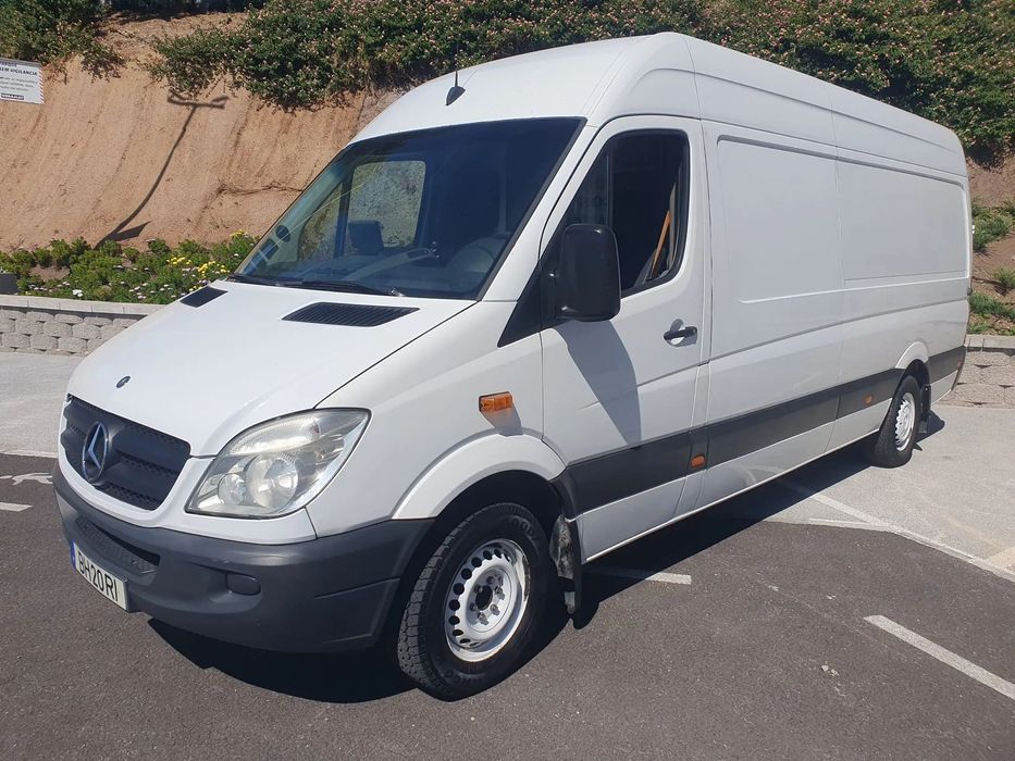 Mercedes-Benz Sprinter Longa