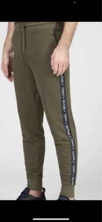 Штани Tommy Hilfiger Track pant. Розмір L. В ідеалі! Оригінал!