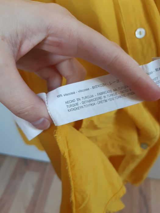 żółta wiskozowa koszulowa krótka sukienka słoneczna na guziki ZARA S