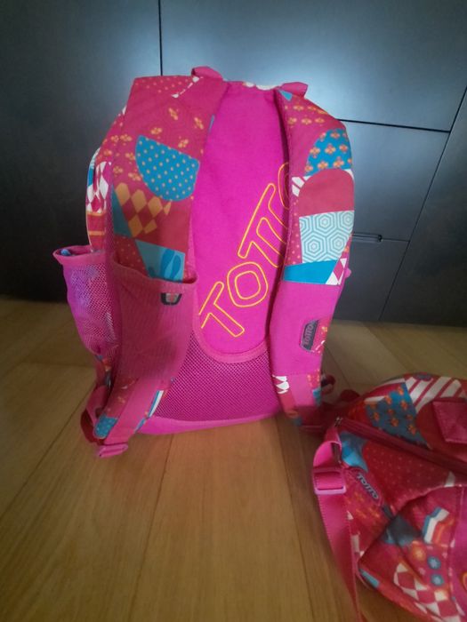 Mochila + estojo + lancheira Totto