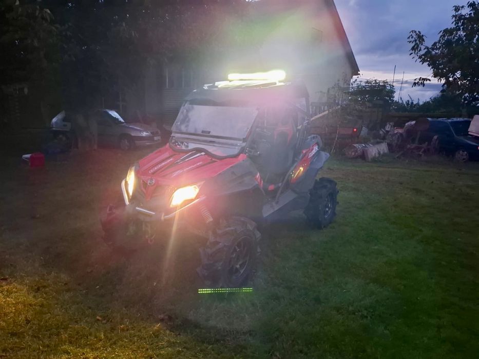 Buggy CF Moto ZForce 2018r 800cm3 1800km LED 4x4