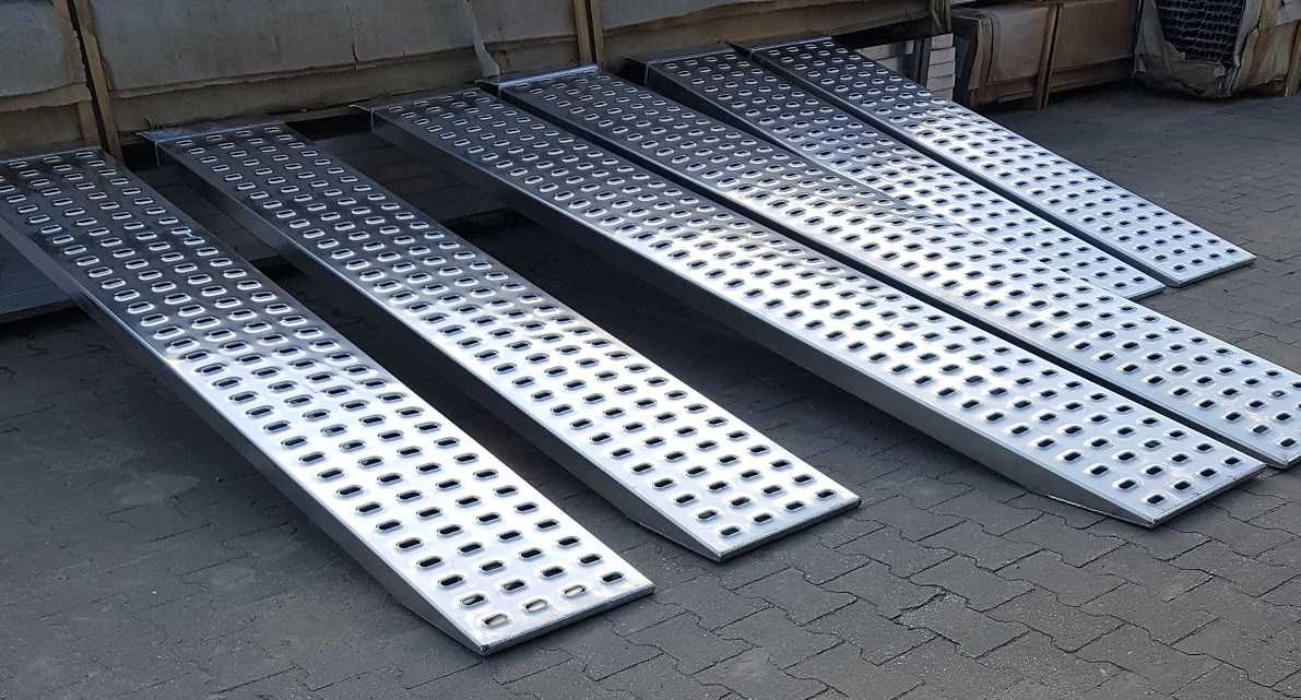 Najazdy aluminiowe LOHR 2500 x 425 x 69 x 4.