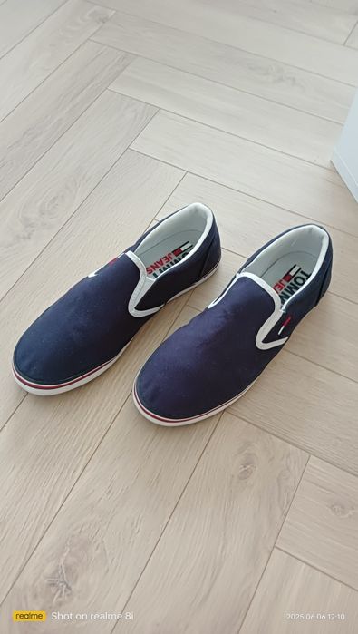Sprzedam tenisówki Tommy Jeans Hilfiger