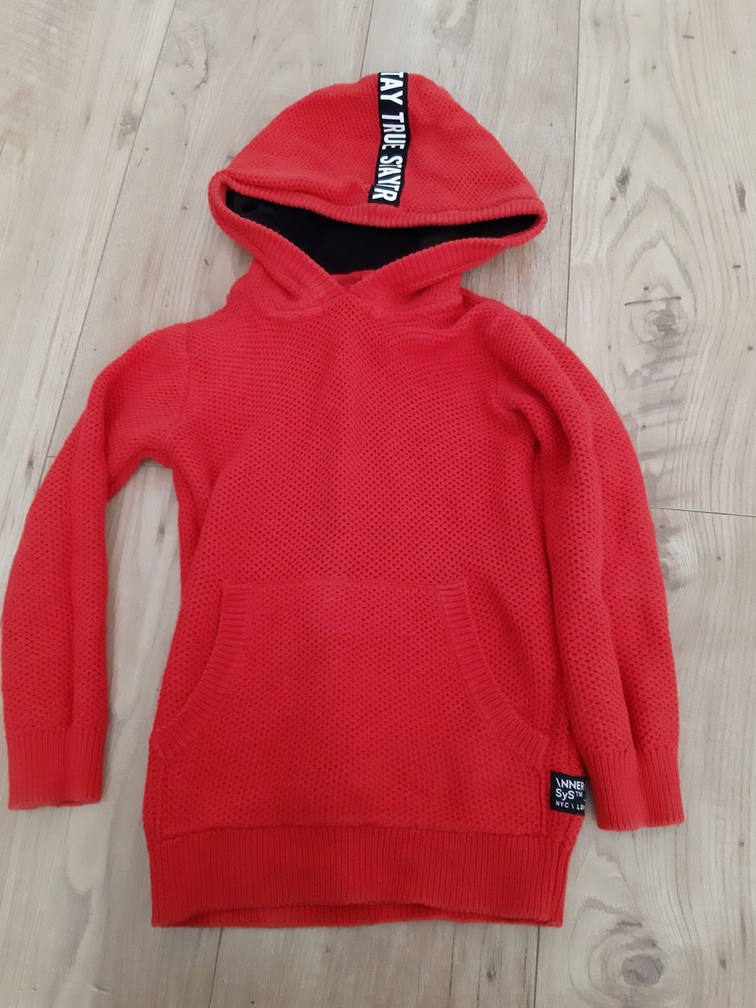 Reserved sweter r.116 czerwony