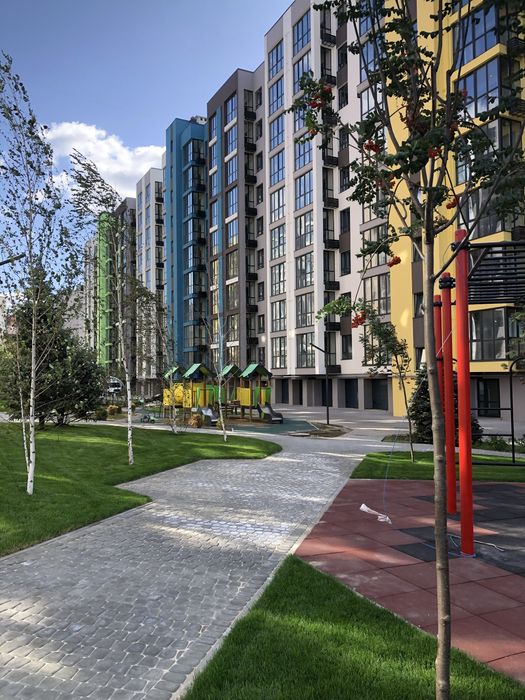 Продам 2х ком в ЖК» Счастливый в Днепре-2 , 44м.кв,право собственности