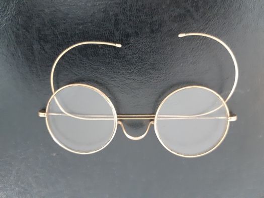 Oculos de colecção c/120 Anos