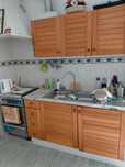 Cozinha com vários eletrodomésticos
