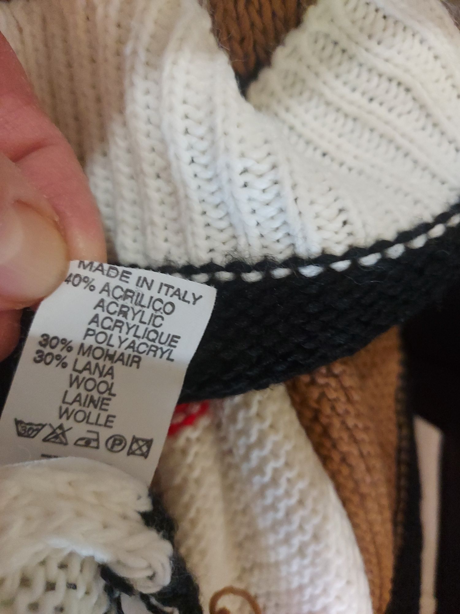 Modny stylowy ciepły włoski golf paski over wełna  Italy onesize
