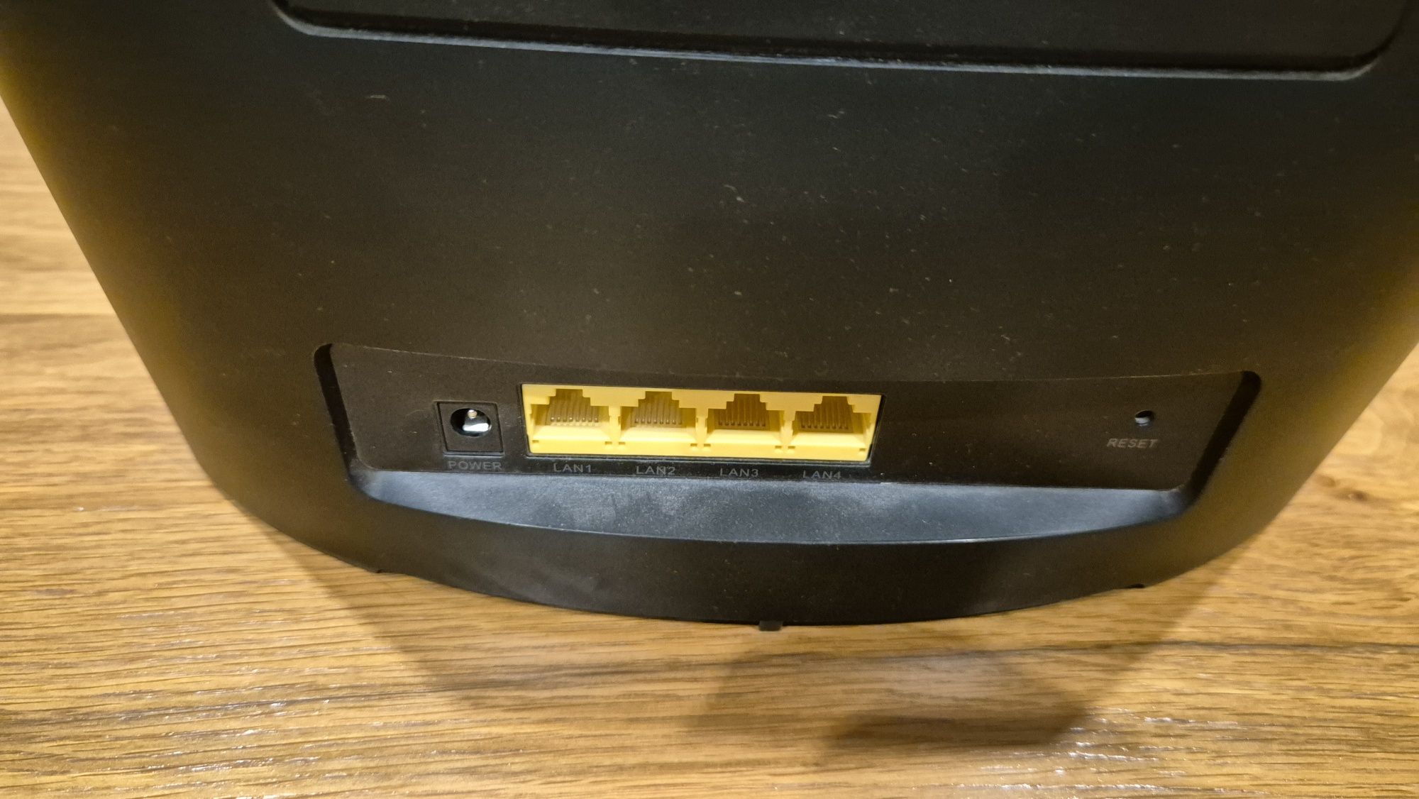 Router HUAWEI B525s-23a