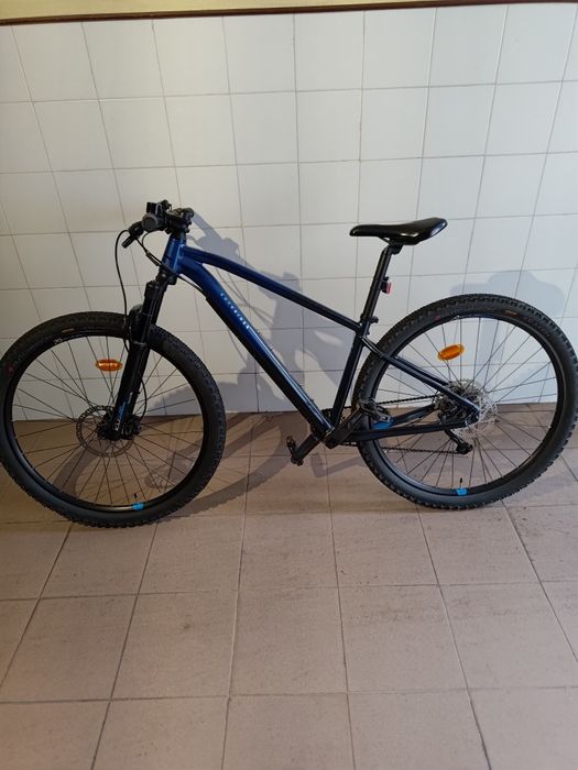 Venda de bicicleta nova pouco uso, +- 20 kmts, muito bom estado.