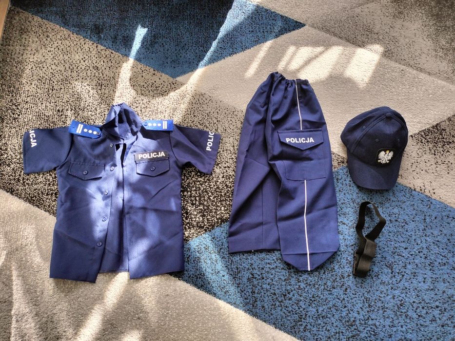 Strój policjanta rozmiar 104