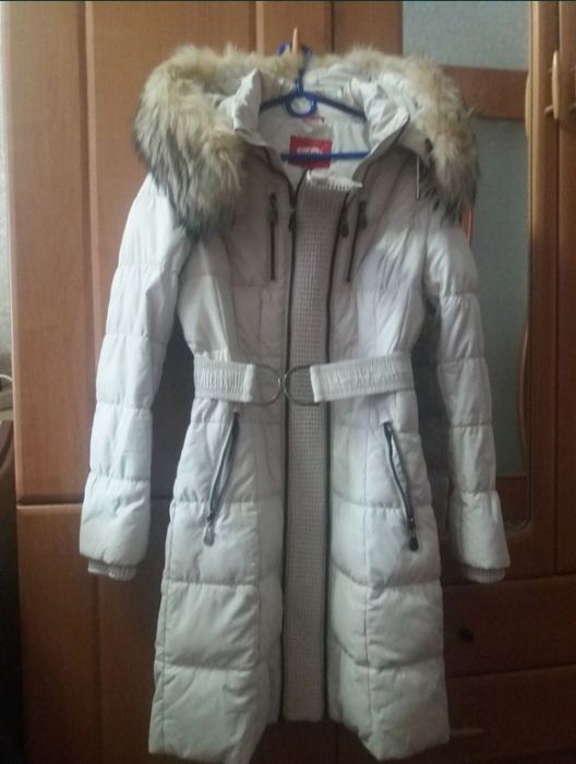 Пуховик зимний женский