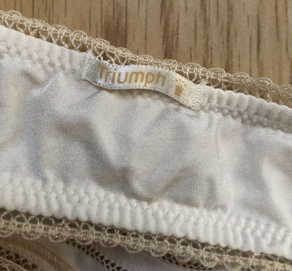 Majtki Triumph stringi M