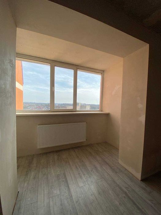 2-х кімнатна квартира в цегляному газовому будинку Старицького/Ріхтера