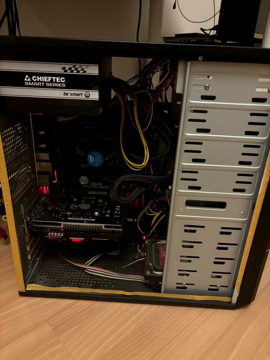 Komputer - GTX 1650 (4GB) / i5-4670K / 16GB DDR3 / SSD 500GB / WIN 10