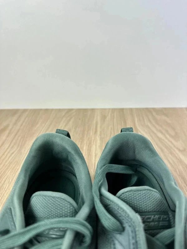 Sneakersy Skechers rozmiar 40