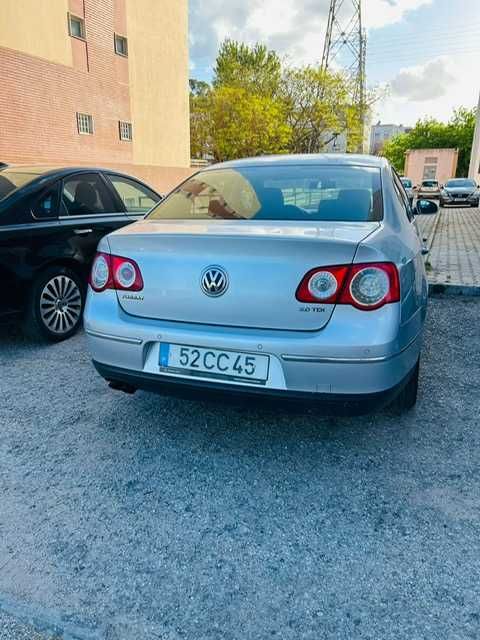 Volkswagen Passat 2006 – Muito bem mantido, 213.927 km, com extras